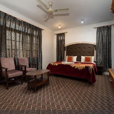 Hotel Al Azrah Srīnagar المظهر الخارجي الصورة