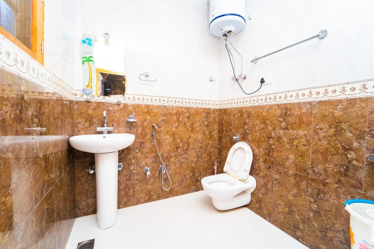 Hotel Al Azrah Srīnagar المظهر الخارجي الصورة