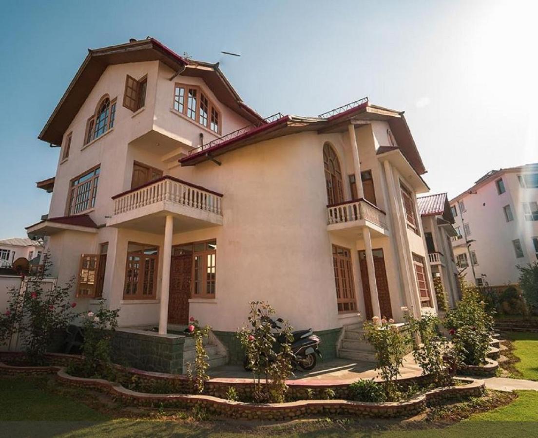Hotel Al Azrah Srīnagar المظهر الخارجي الصورة